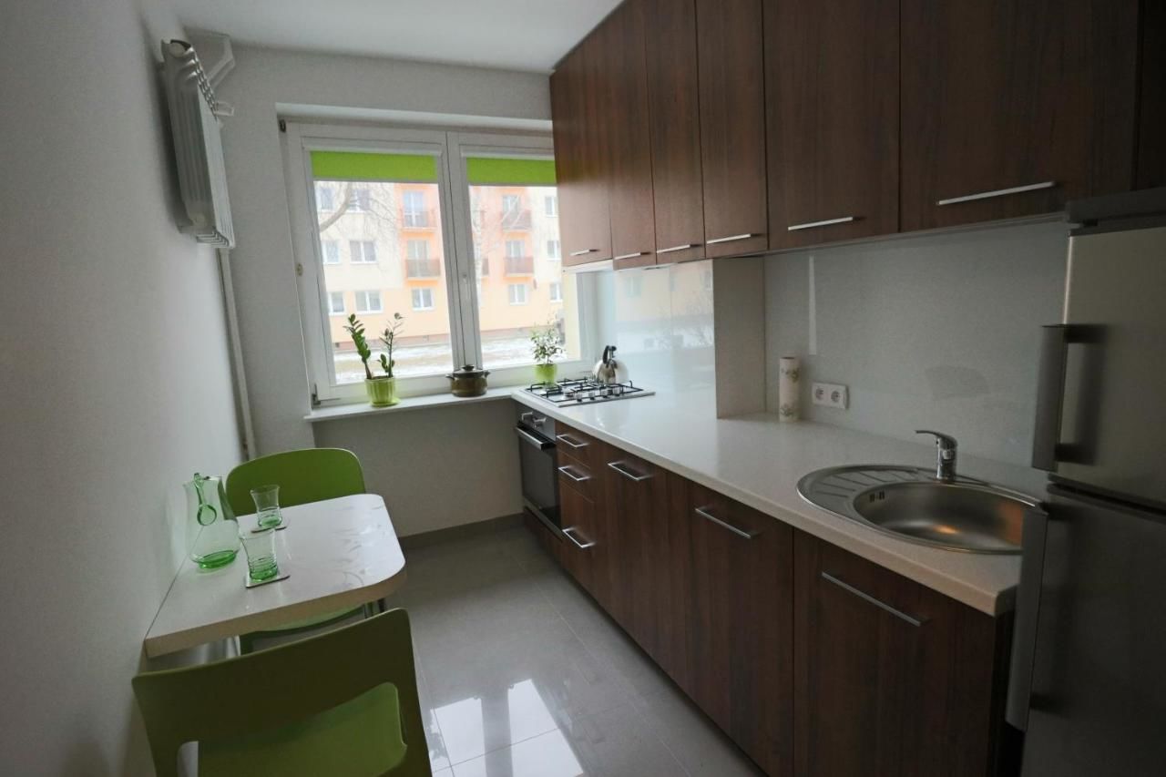 Апартаменты Apartment Mona Warsaw przy stacji metra Варшава